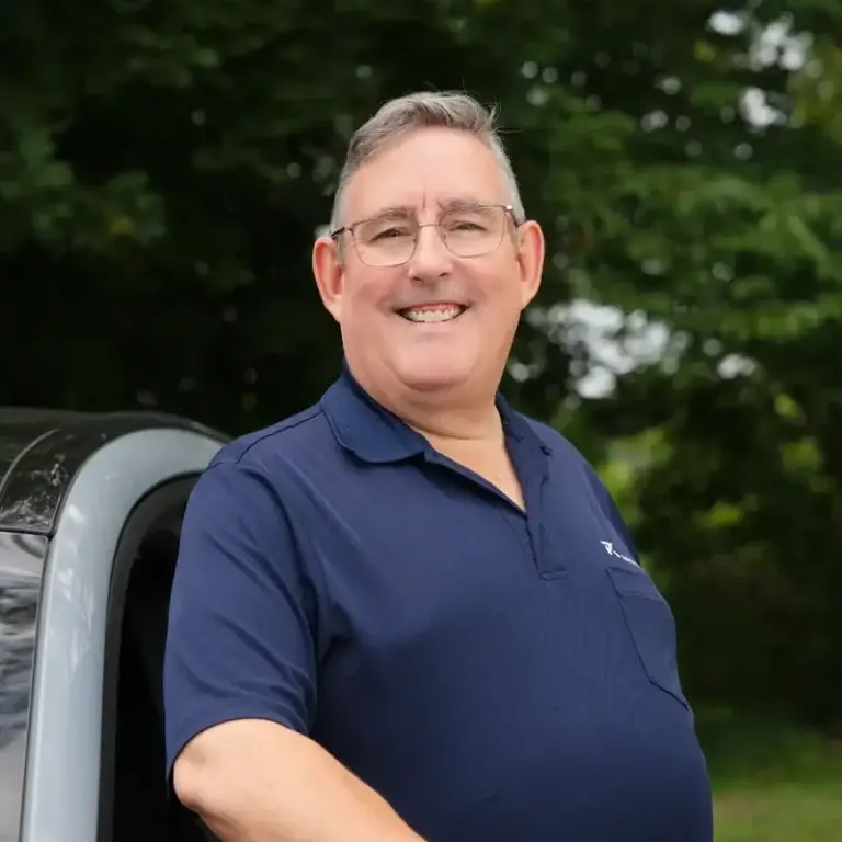 Lorne, a same-day delivery driver Niagara trusts, from Reliable Deliveries